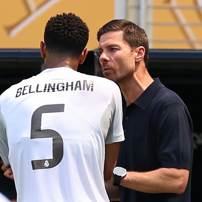 阿隆索称贝林汉姆新赛季仍踢10号位,兼顾终结与组织