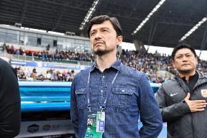 开云平台-徐江:亚泰是完全不可拯救的那种降级热门,前面这2个外援太差了