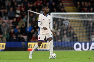 开云体育-阿达拉比奥尤：生涯首秀是代表曼城1-5输给蓝军；儿时偶像有很多